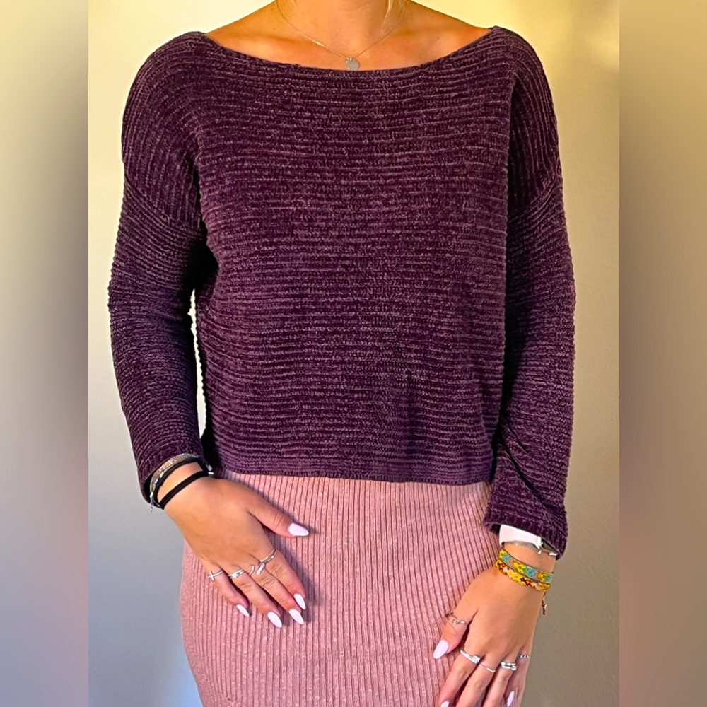 Garage cute purple winter sweater. Size SP